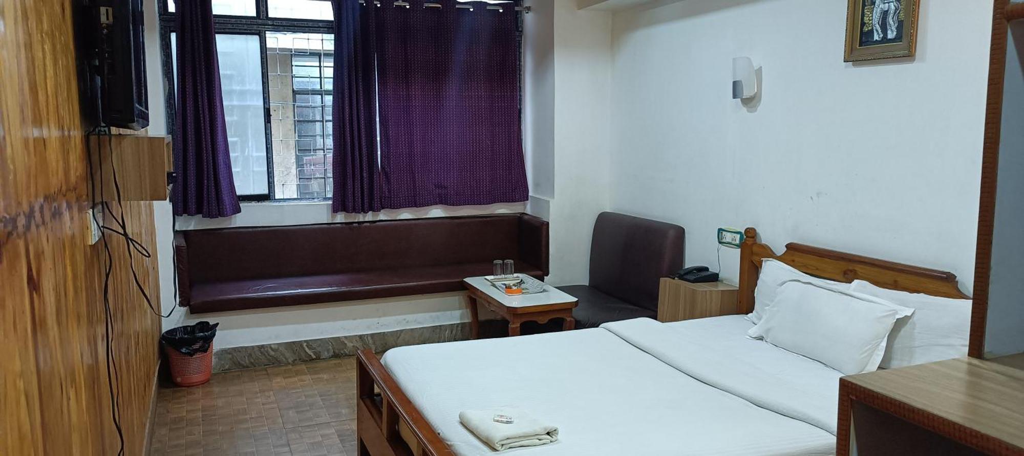Hotel Assembly シロン エクステリア 写真